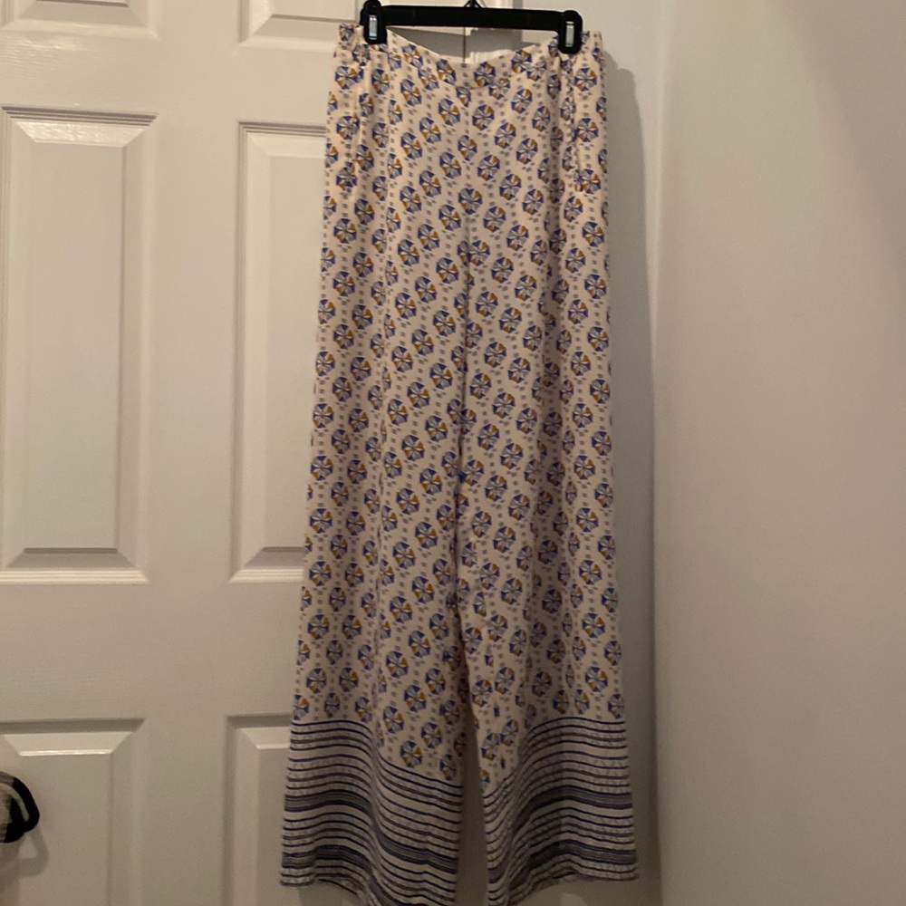 BCBG Maxazria Pants. Wide leg with pattern and stripes at bottom